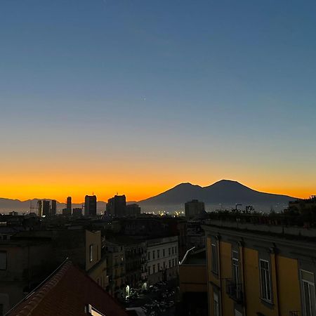 Palazzo Settembrini 49 Aparthotel Napoli Bagian luar foto