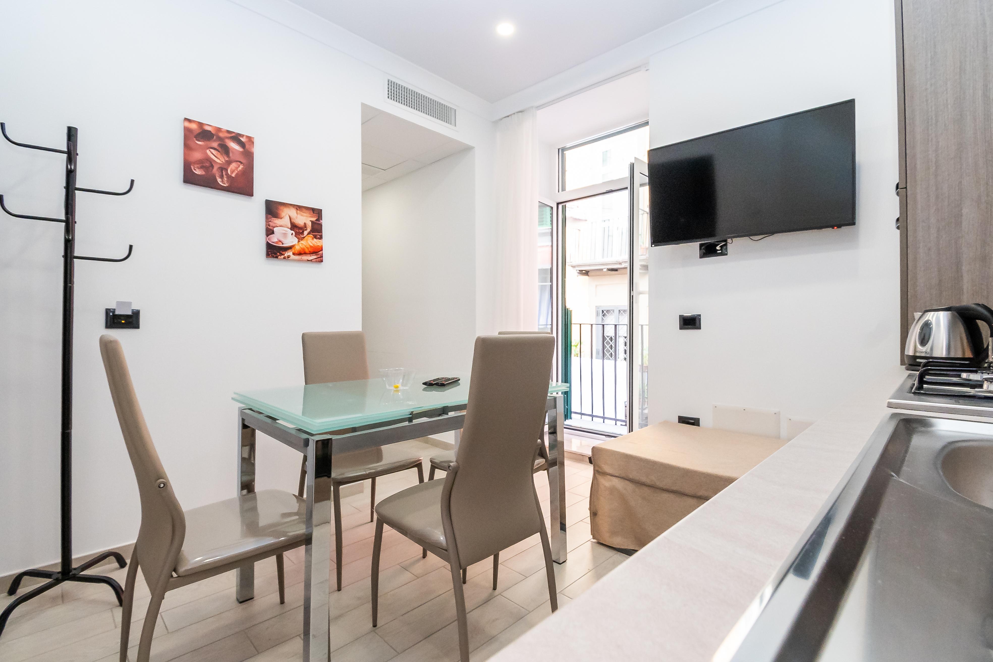 Palazzo Settembrini 49 Aparthotel Napoli Bagian luar foto