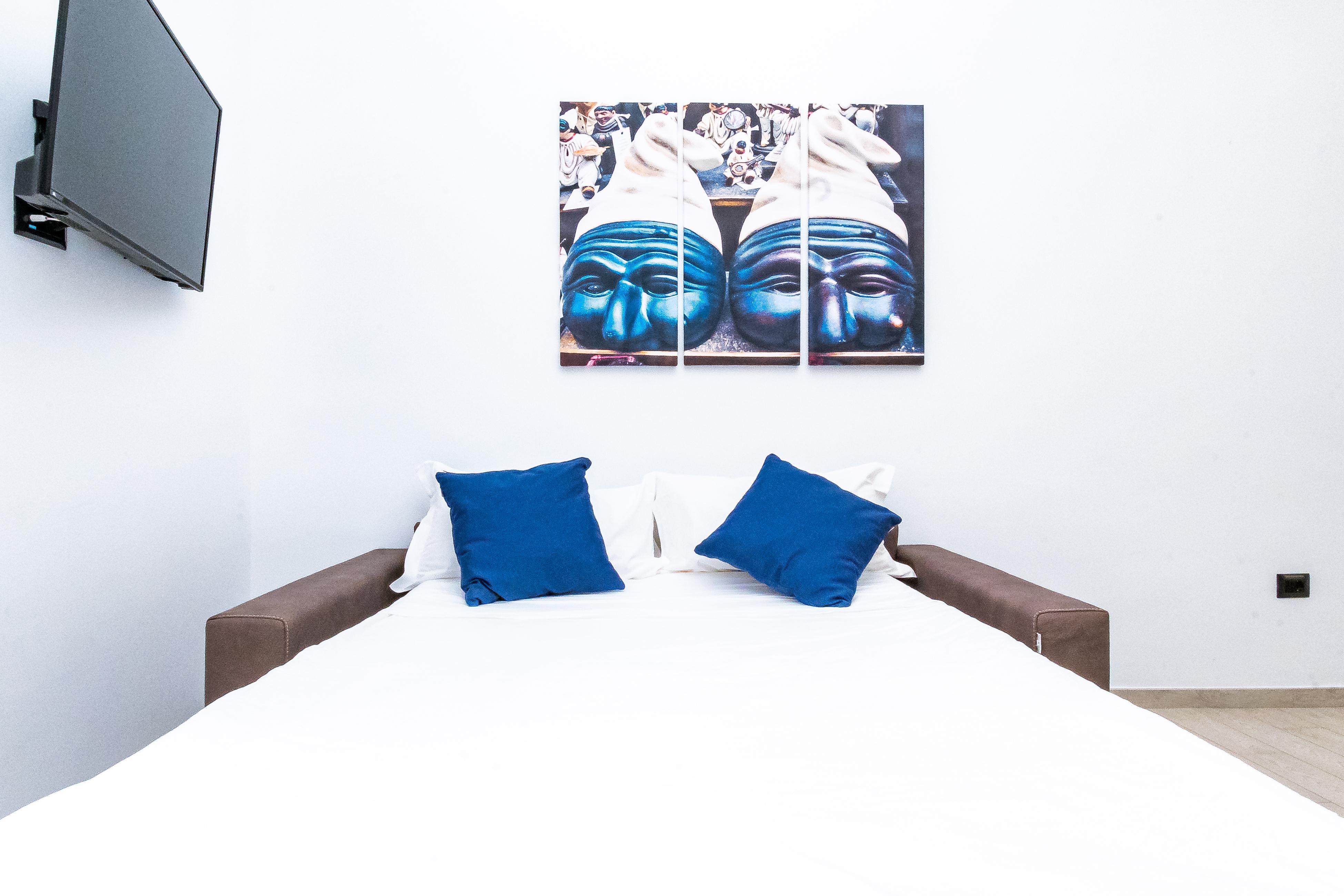 Palazzo Settembrini 49 Aparthotel Napoli Bagian luar foto