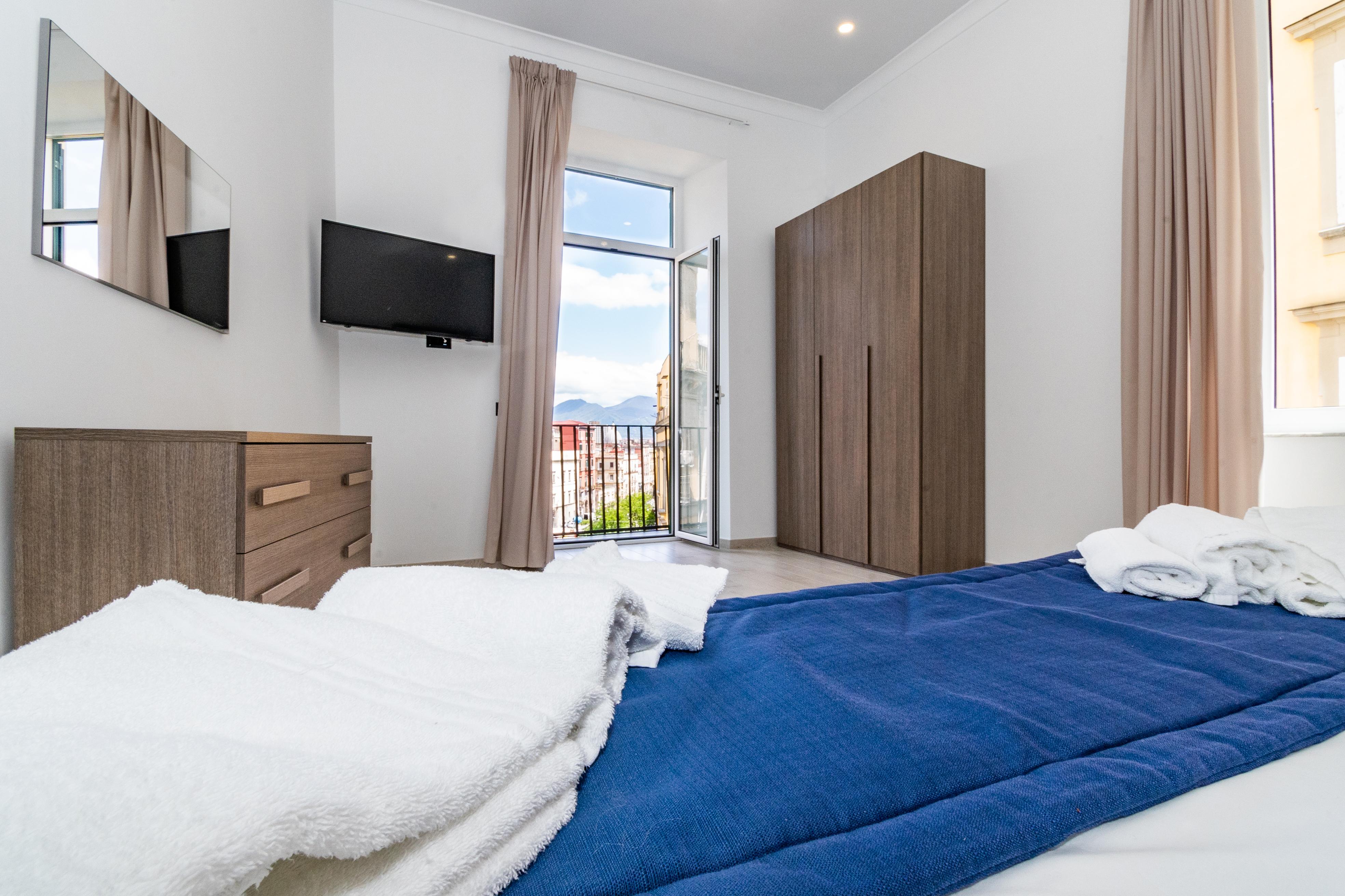 Palazzo Settembrini 49 Aparthotel Napoli Bagian luar foto