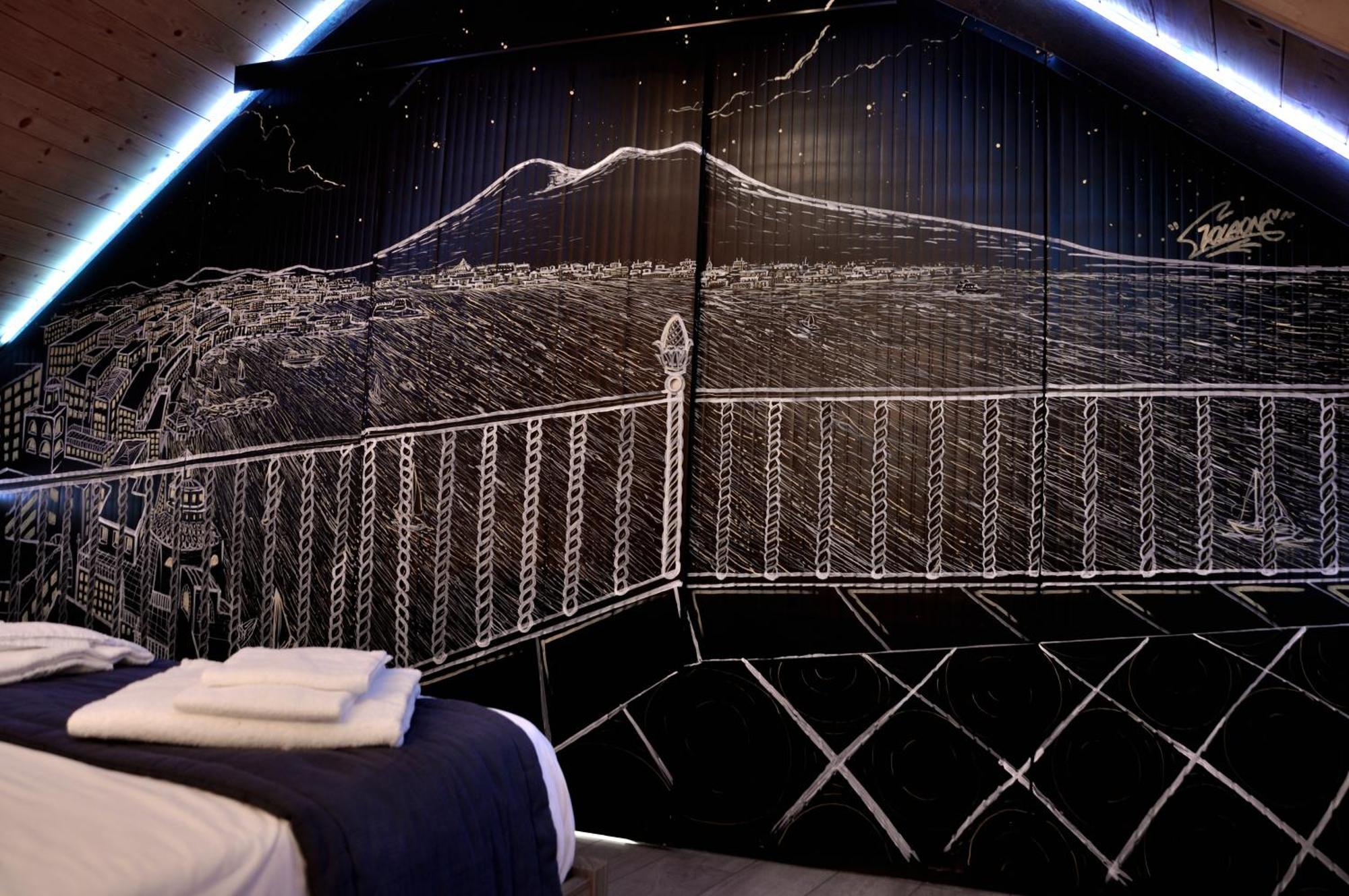 Palazzo Settembrini 49 Aparthotel Napoli Bagian luar foto
