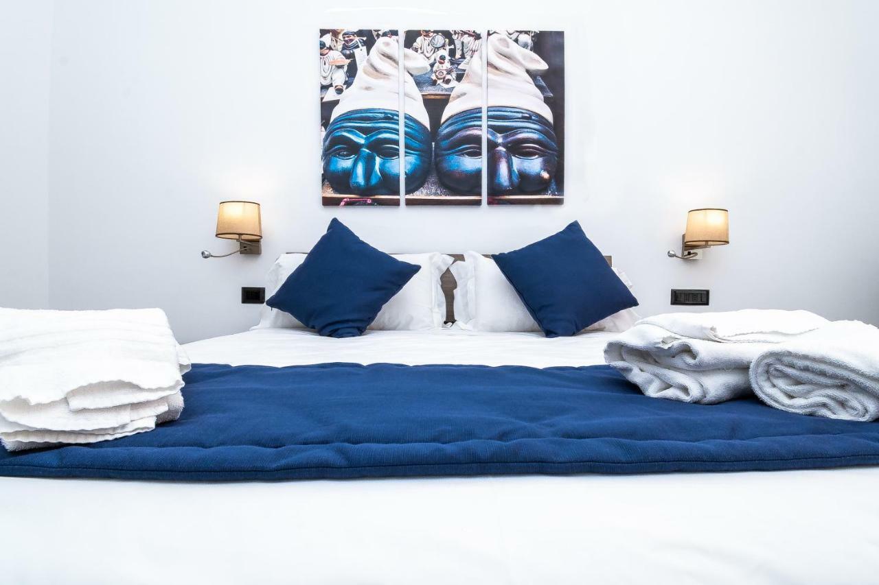 Palazzo Settembrini 49 Aparthotel Napoli Bagian luar foto